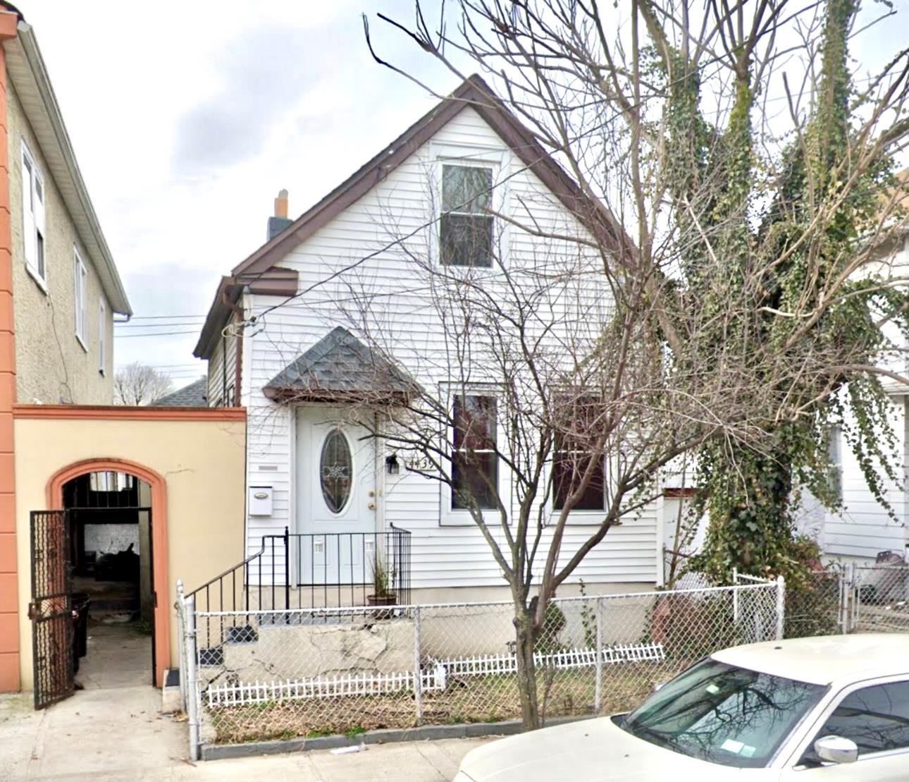 Property photo # 1