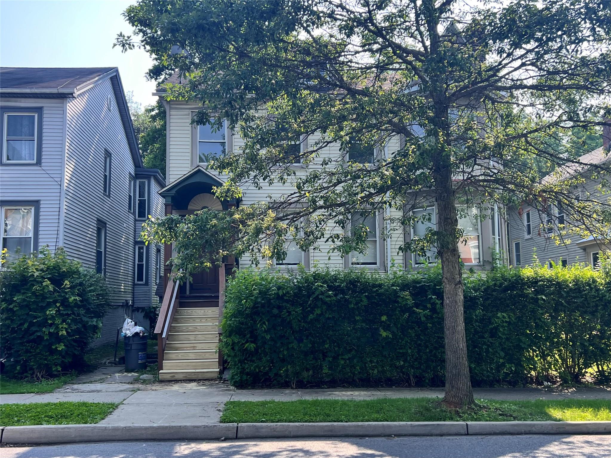 Property photo # 1