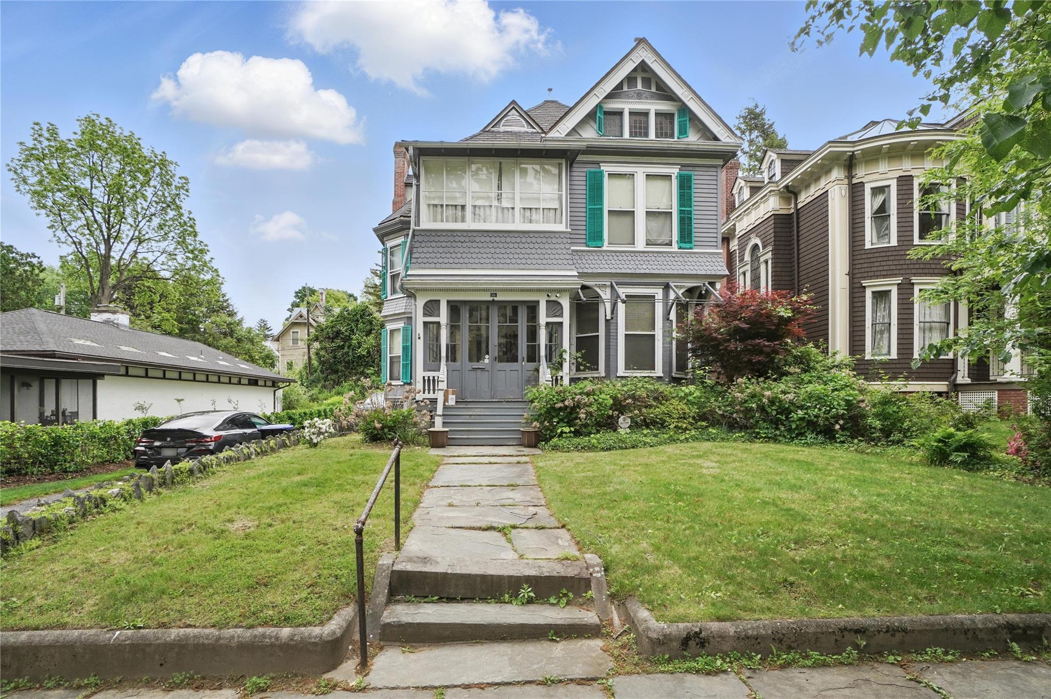 Property photo # 1