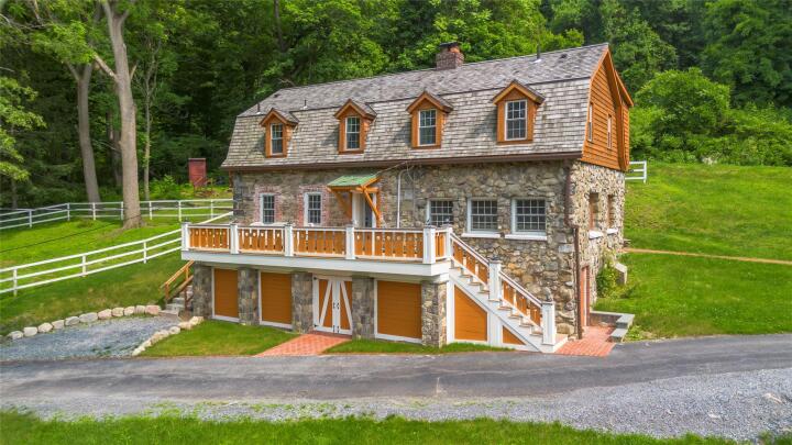 Property photo # 1