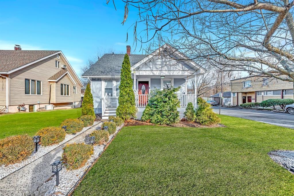 Property photo # 1