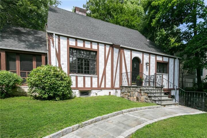 Property photo # 1