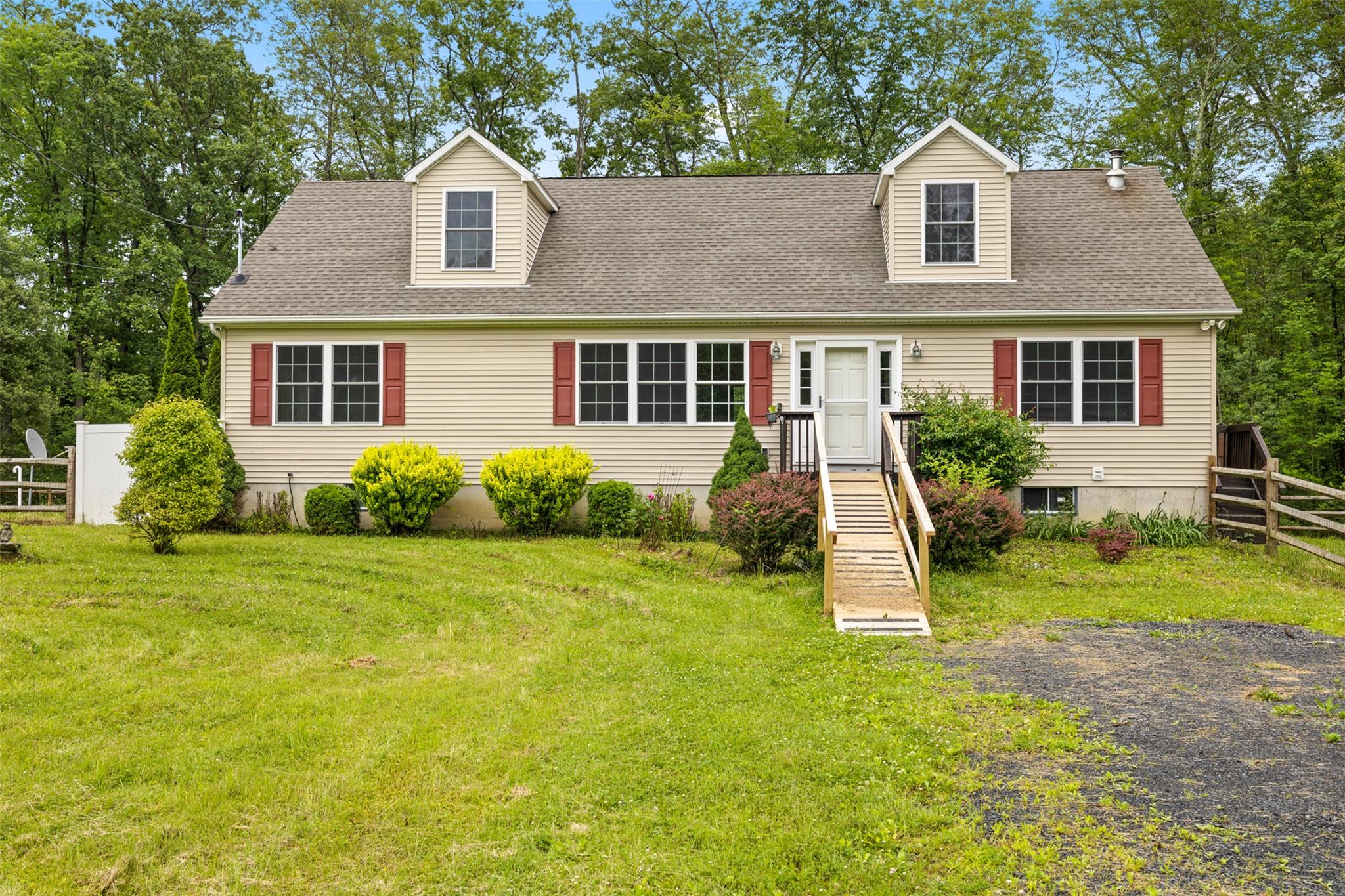 Property photo # 1
