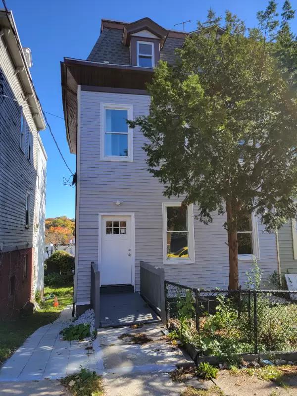 Property photo # 1