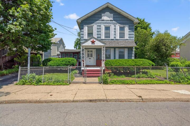 Property photo # 1