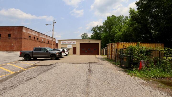 Property photo # 1