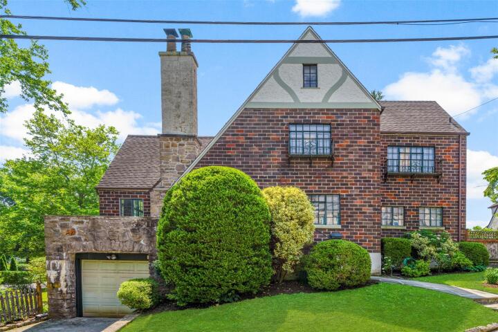 Property photo # 1