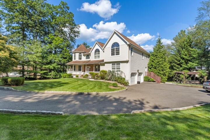 Property photo # 1