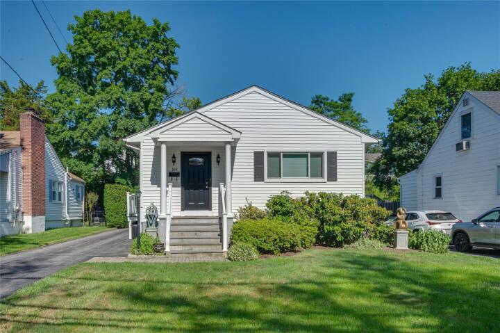 Property photo # 1