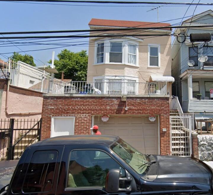 Property photo # 1