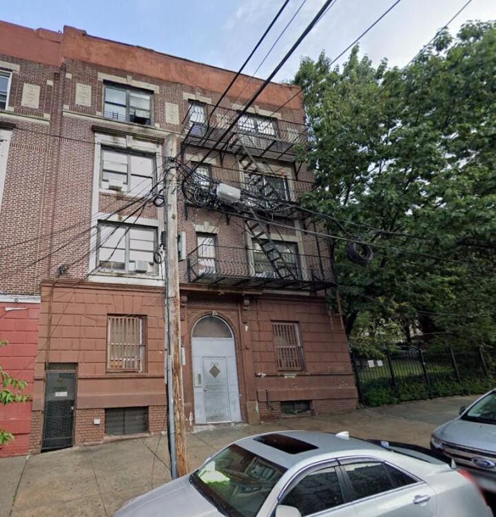 Property photo # 1