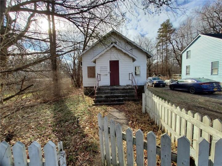 Property photo # 1