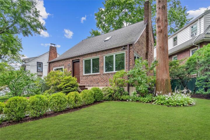 Property photo # 1