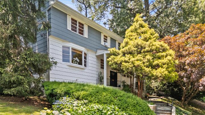 Property photo # 1
