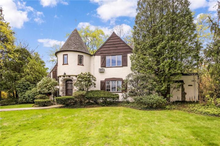 Property photo # 1