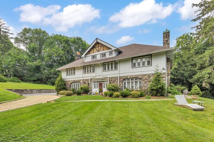 Property photo # 1