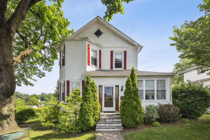 Property photo # 1