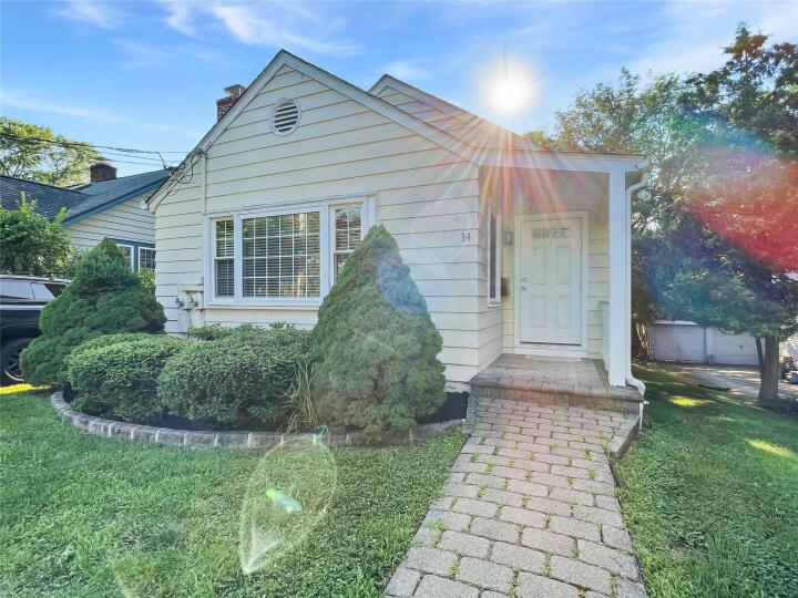 Property photo # 1