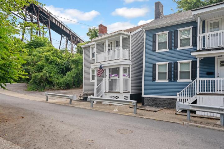 Property photo # 1
