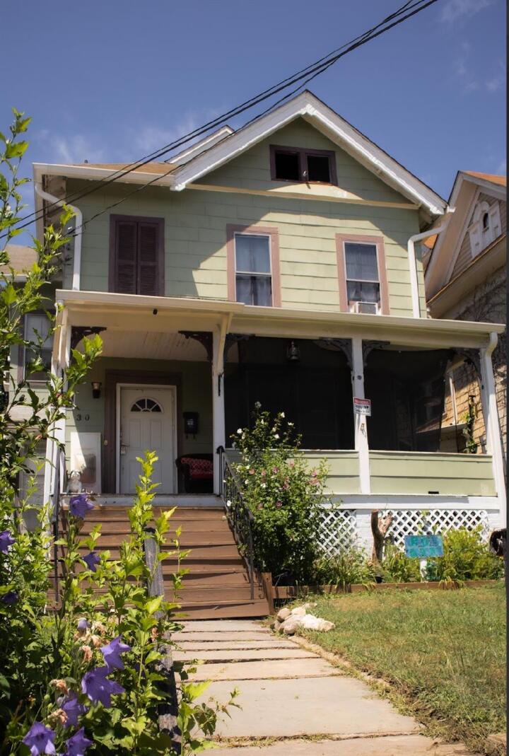 Property photo # 1
