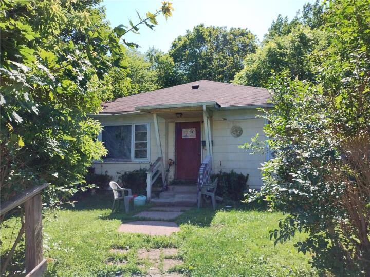 Property photo # 1