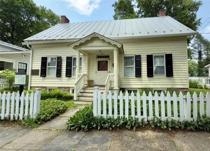 Property photo # 1