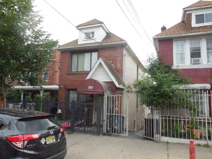 Property photo # 1