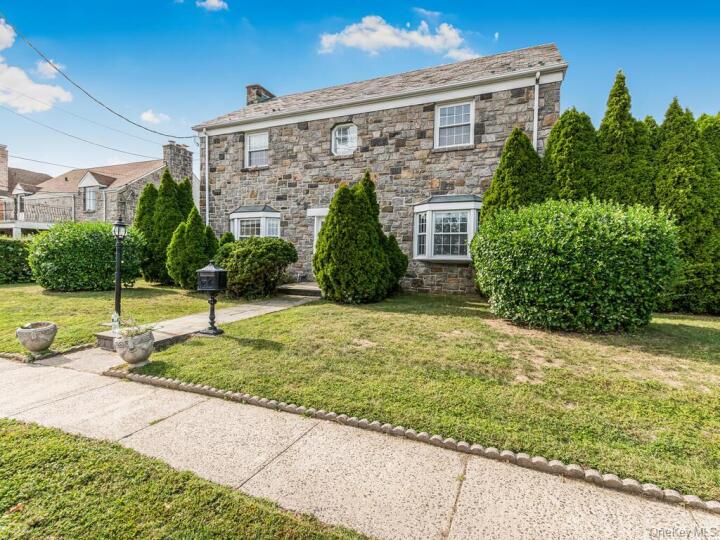 Property photo # 1