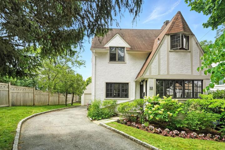 Property photo # 1