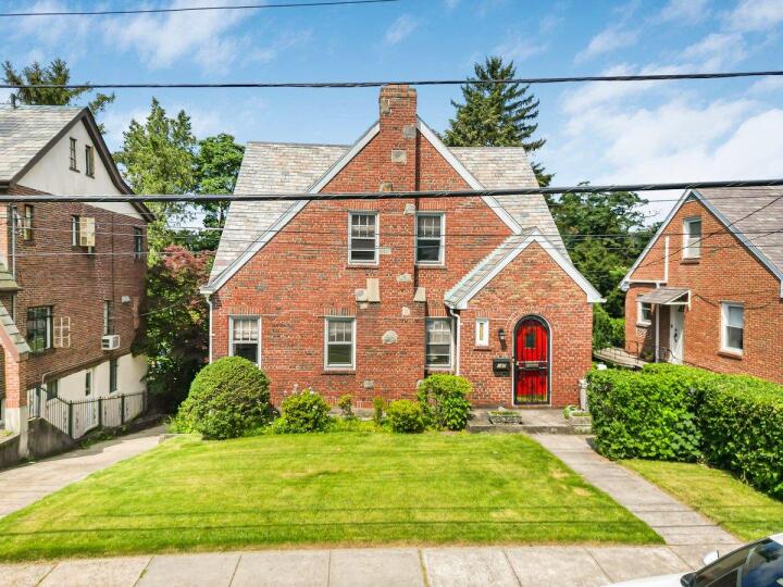 Property photo # 1