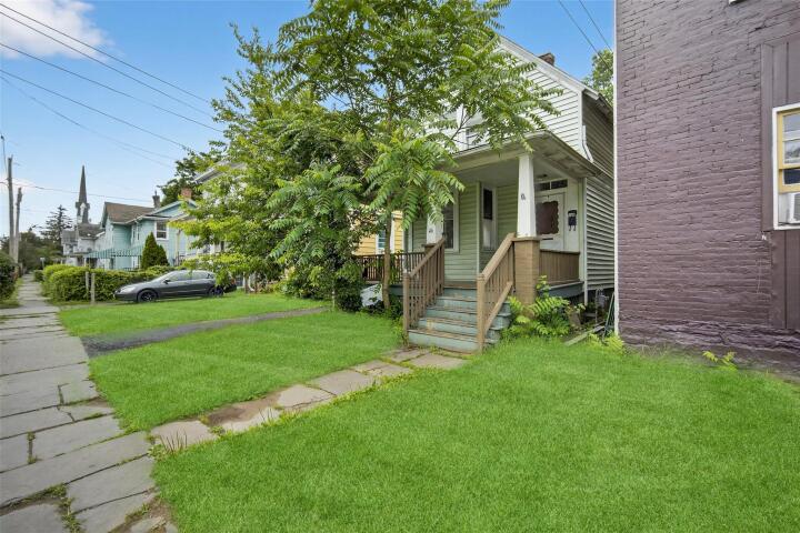 Property photo # 1