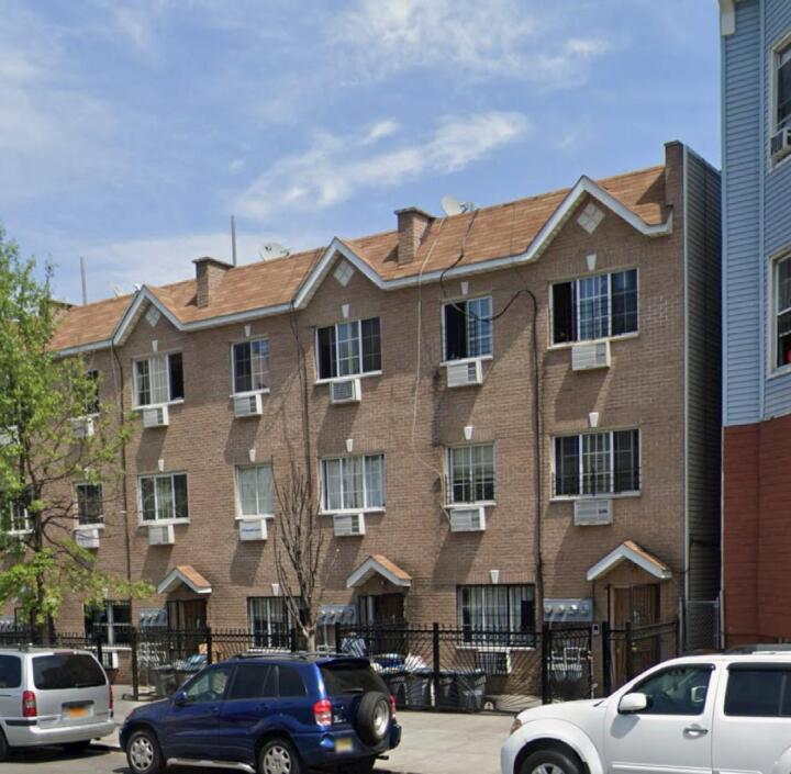 Property photo # 1