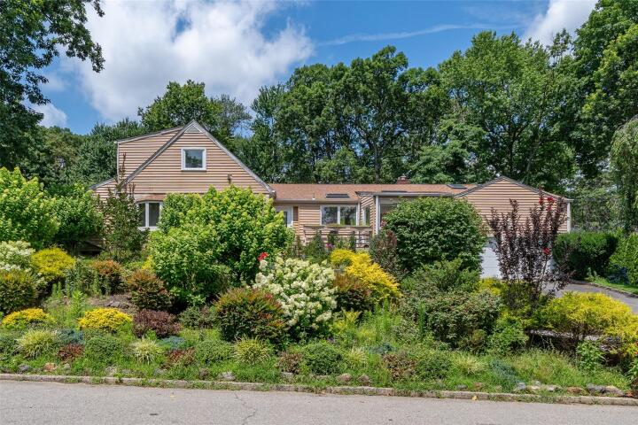 Property photo # 1