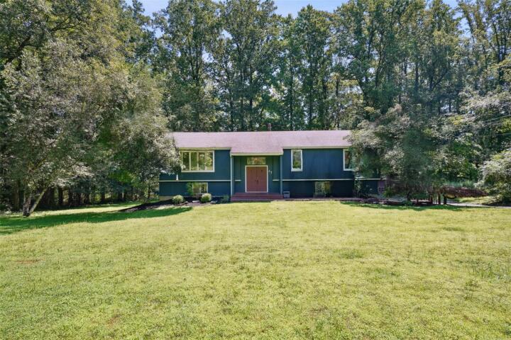 Property photo # 1