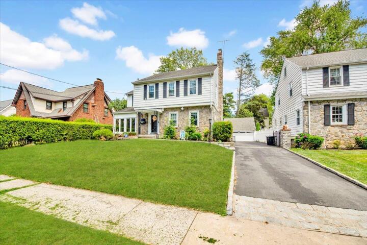 Property photo # 1