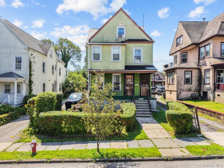 Property photo # 1