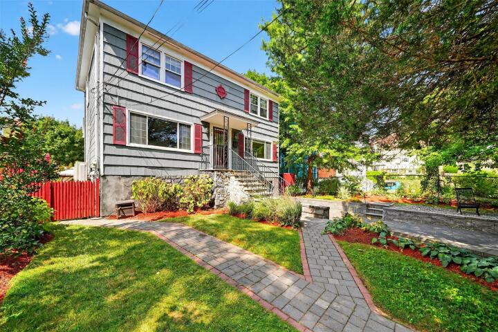 Property photo # 1