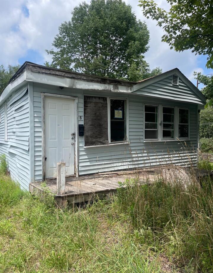 Property photo # 1