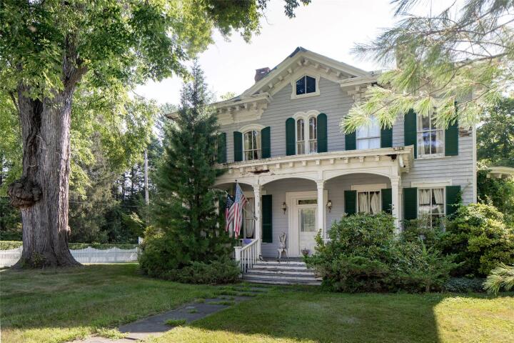 Property photo # 1