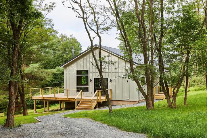 Property photo # 1