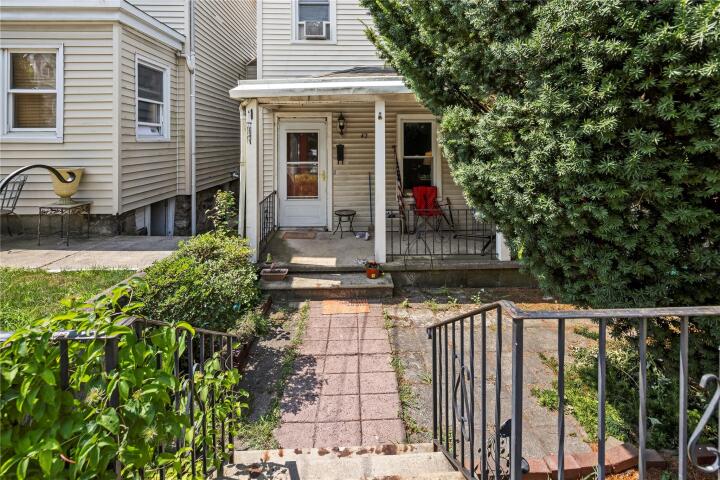 Property photo # 1