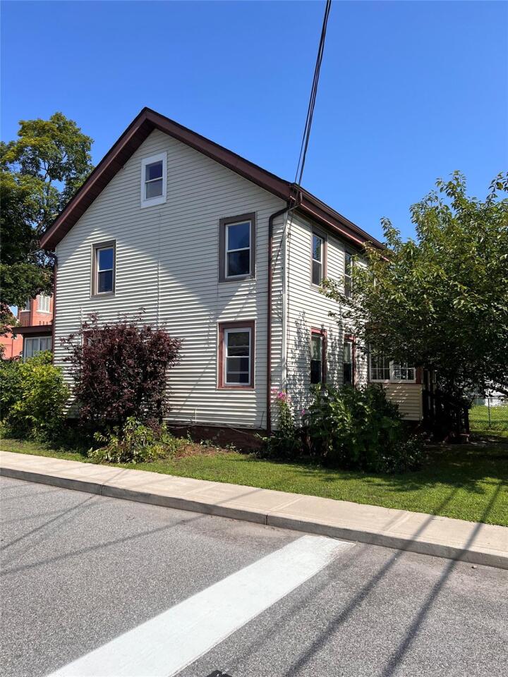 Property photo # 1