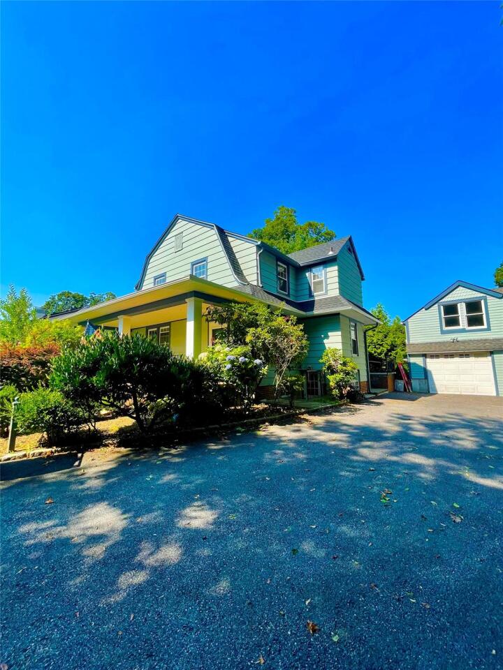 Property photo # 1