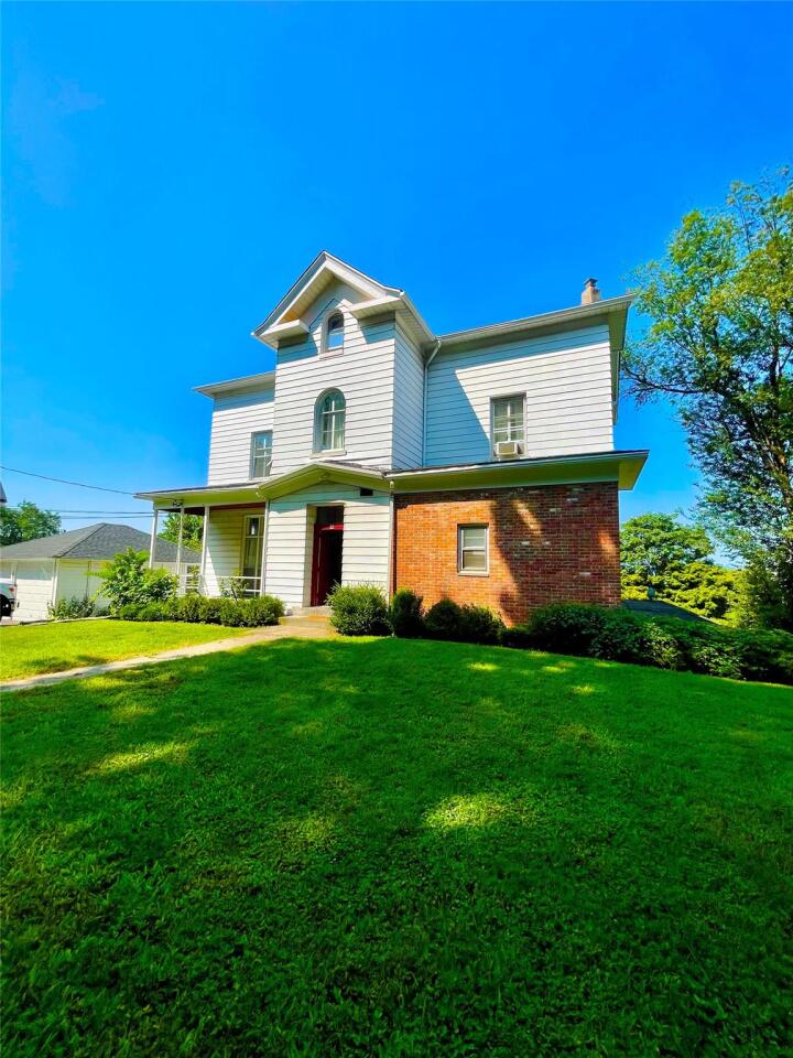 Property photo # 1