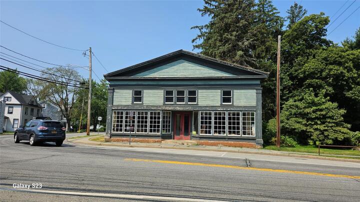 Property photo # 1