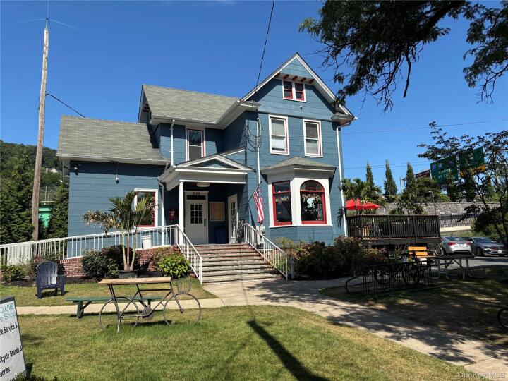 Property photo # 1