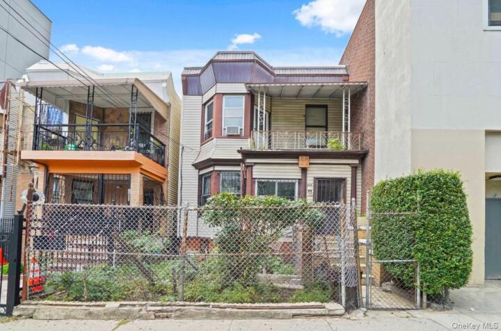 Property photo # 1