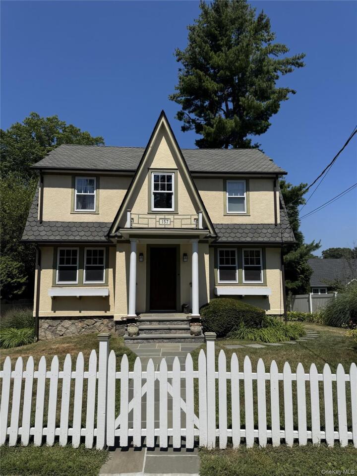 Property photo # 1