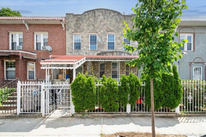 Property photo # 1