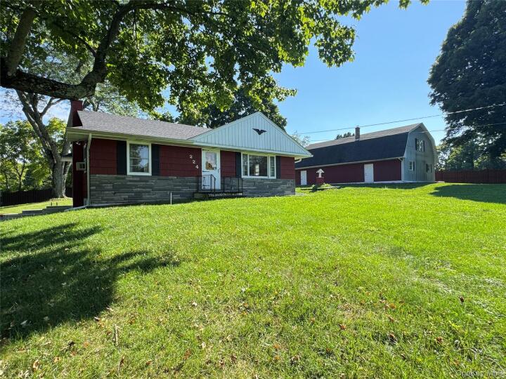Property photo # 1